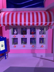 Close-up of an animatronic animal in the interactive Pet Parlor