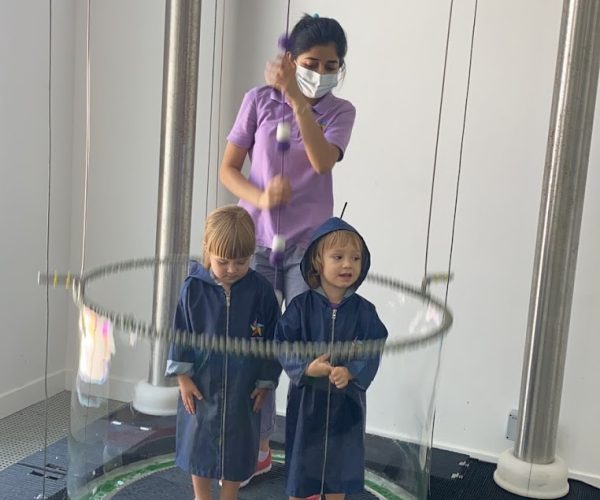 giant bubble exhibit