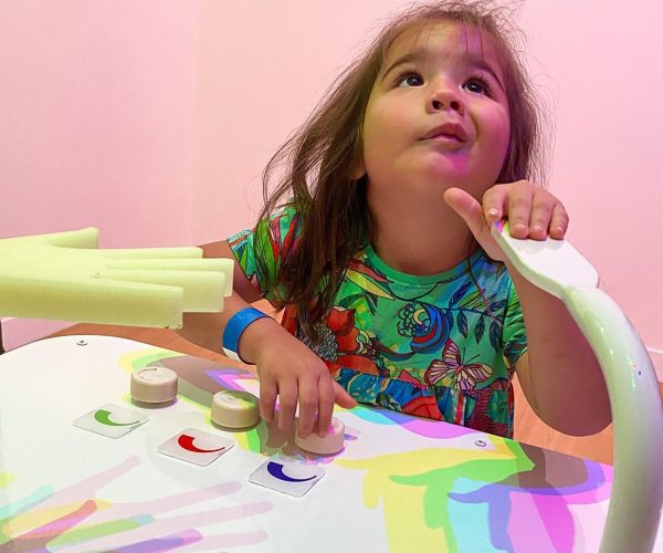 Color shadows exhibit