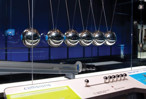 Newton Cradle Exhibit - Interactive Science Center Exhibit