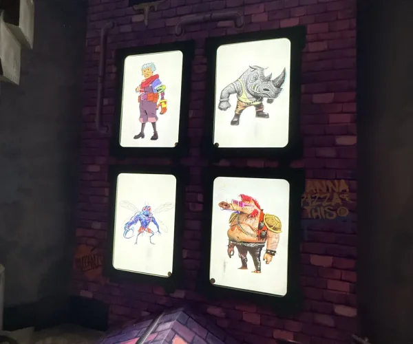 The Pizza Shooter unit loaded with a pizza-model disk aimed at the targets
